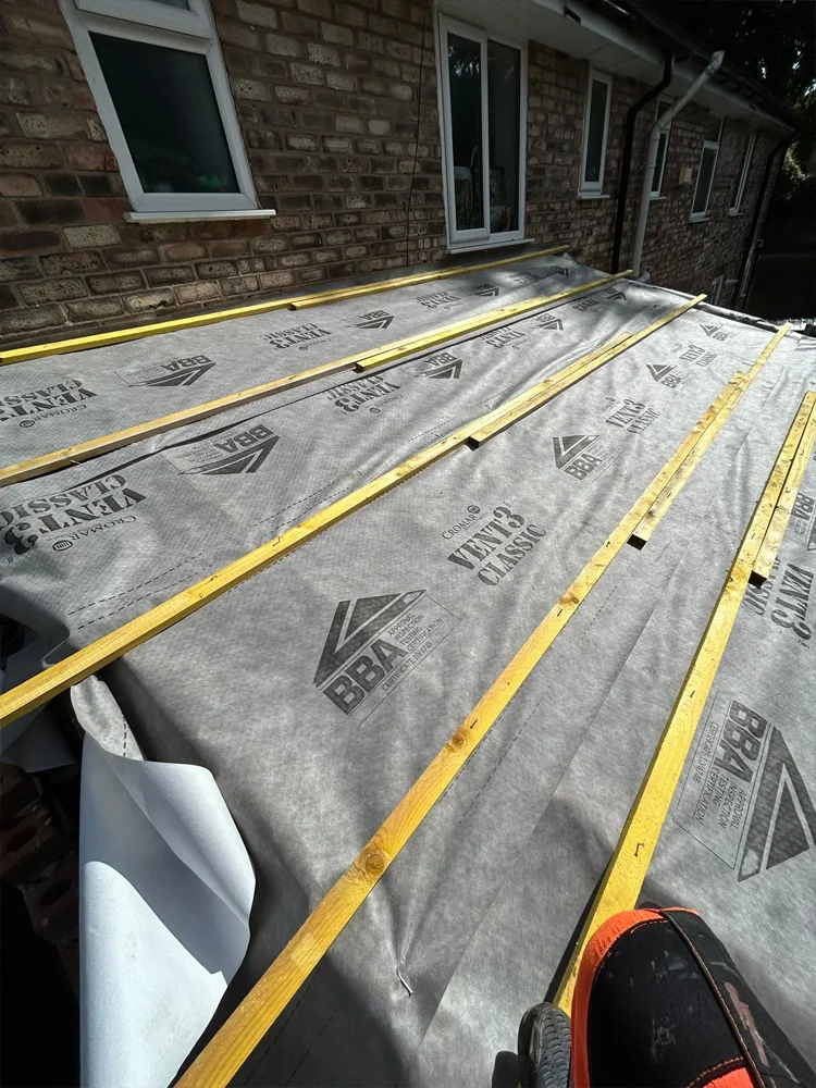Membrane / build-up